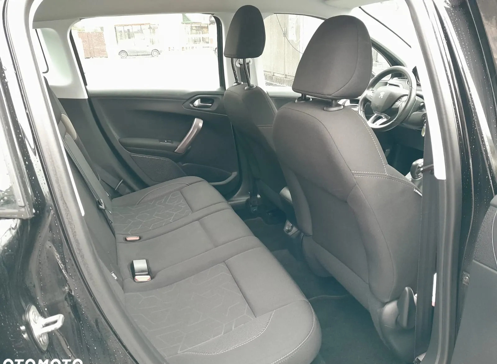 Peugeot 2008 cena 33700 przebieg: 96000, rok produkcji 2016 z Opoczno małe 106